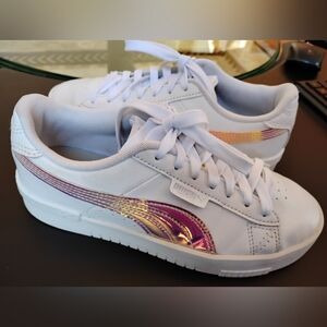 Puma White Sneakers Youth Sz 4.5